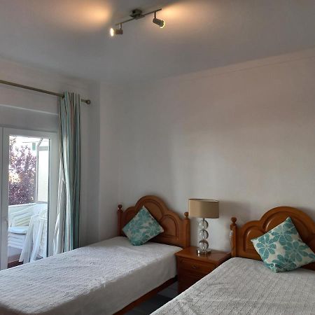 Regueiro Quarteira Beach Apartment エクステリア 写真