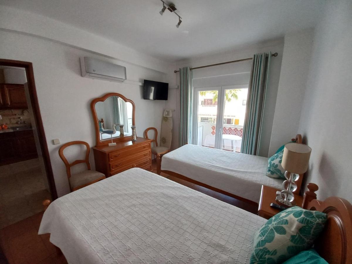 Regueiro Quarteira Beach Apartment エクステリア 写真